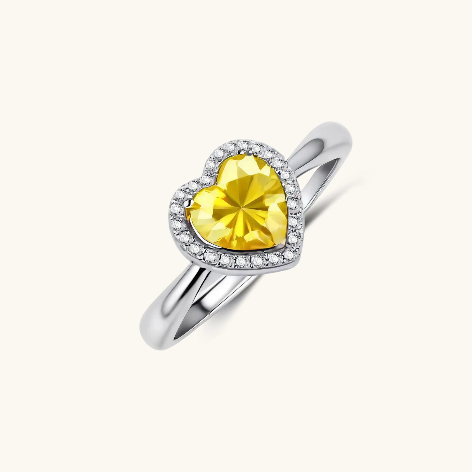 Golden Heart Halo Ring Detailansicht – Champagnerfarbener Moissanit & Silber | Orolina
