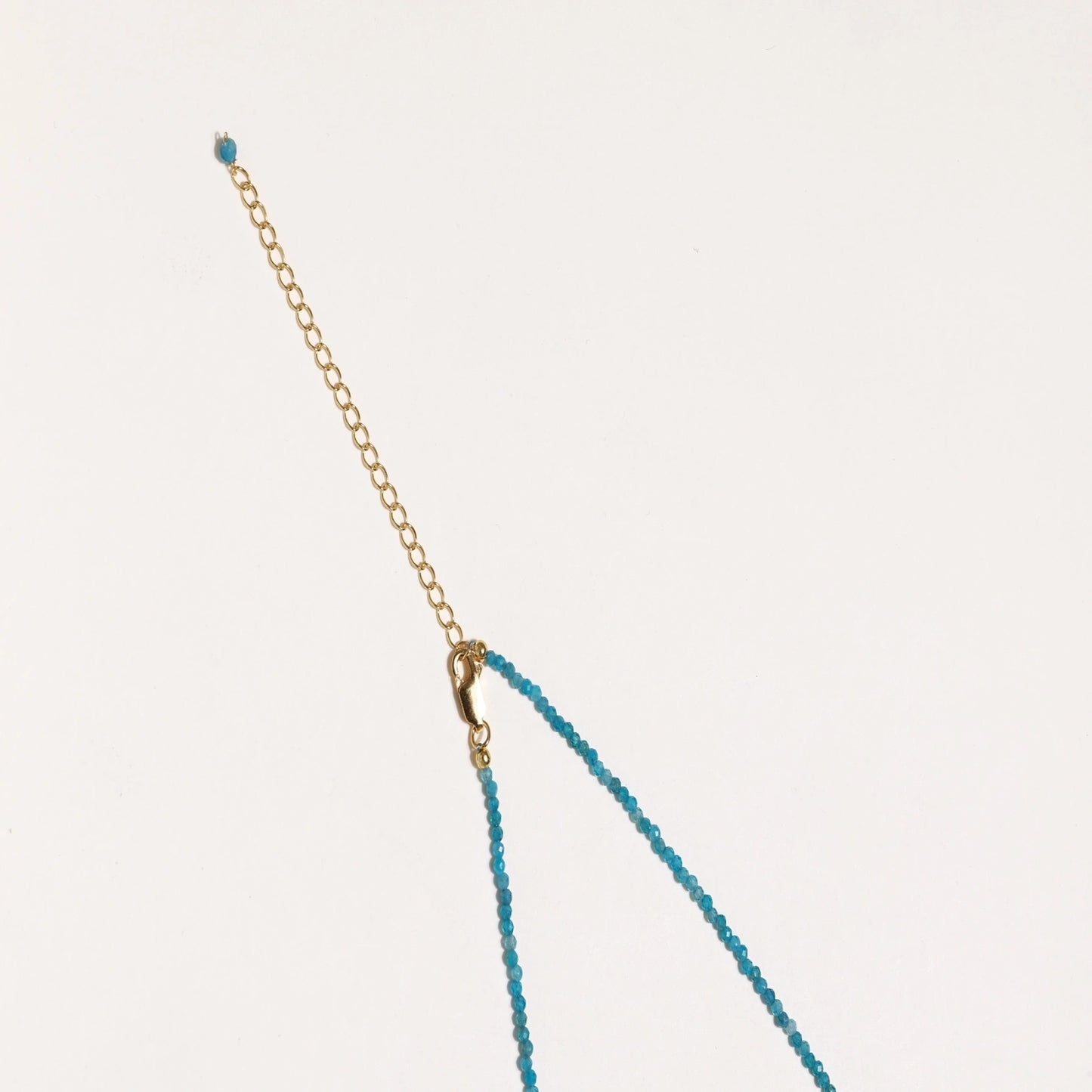 Apatite Dreams Kette – Süßwasserperle & Apatit, verstellbare Goldkette | Orolina