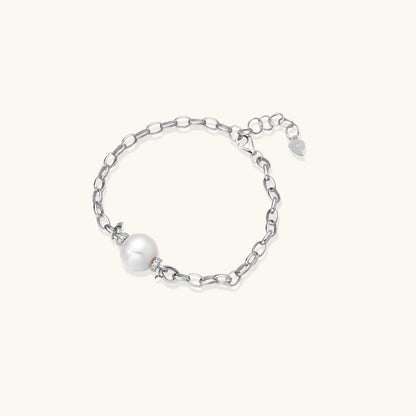 Luna Pearl Armband – einzelne Süßwasserperle mit Herz-Verschluss, 925 Silber | Orolina