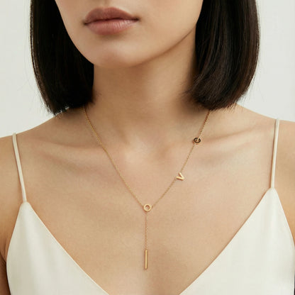 Love Letter Lariat Kette – LOVE-Anhänger in 18K Gold-plattierten Edelstahl | Orolina