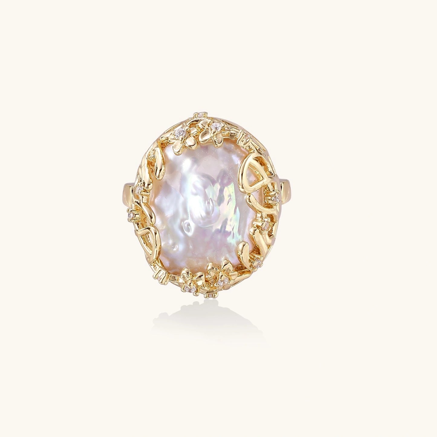 Baroque Queen Ring – filigrane Goldfassung mit schillernder Barockperle | Orolina