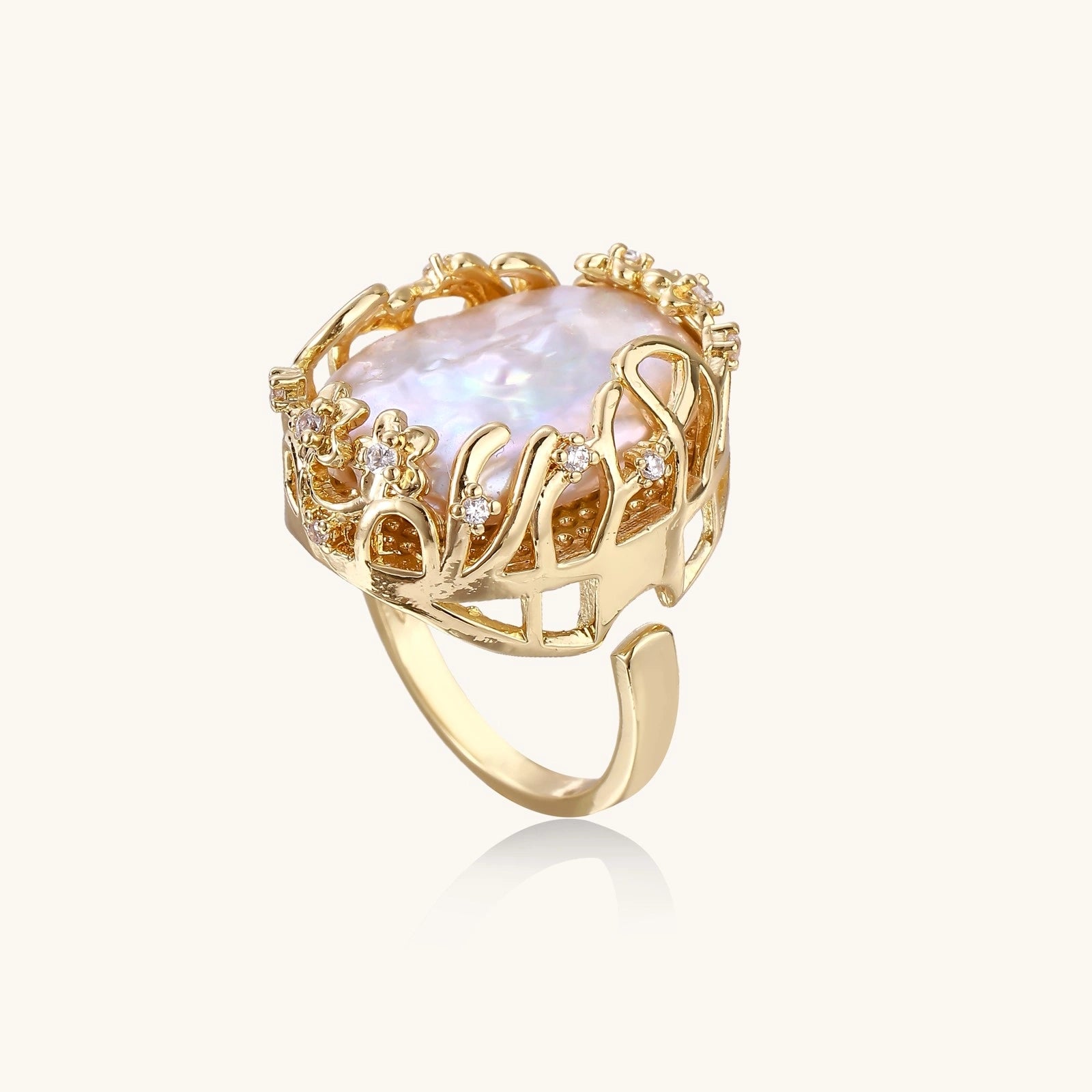 Baroque Queen Statement-Ring – große Barockperle mit Kristall-Akzenten, Gold | Orolina