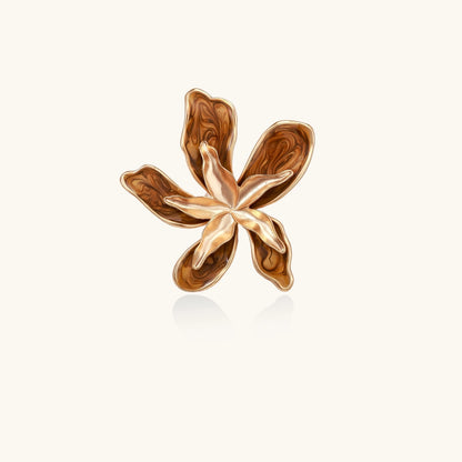 Amber Bloom Emaille Ring Detailansicht – marmorierte Blüte & 18K Gold Eco-Messing | Orolina