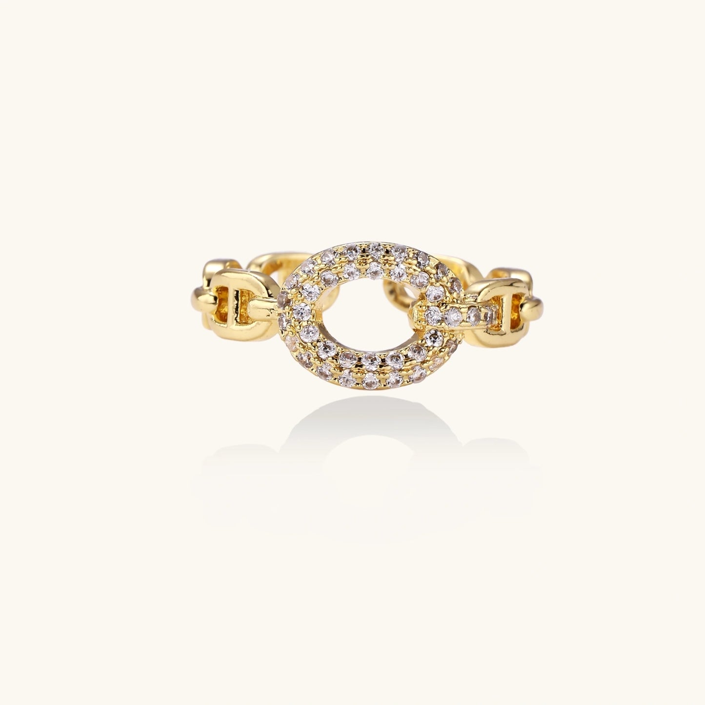 Golden Chain Ring Detailansicht – Kettenglied & Zirkonia | Orolina